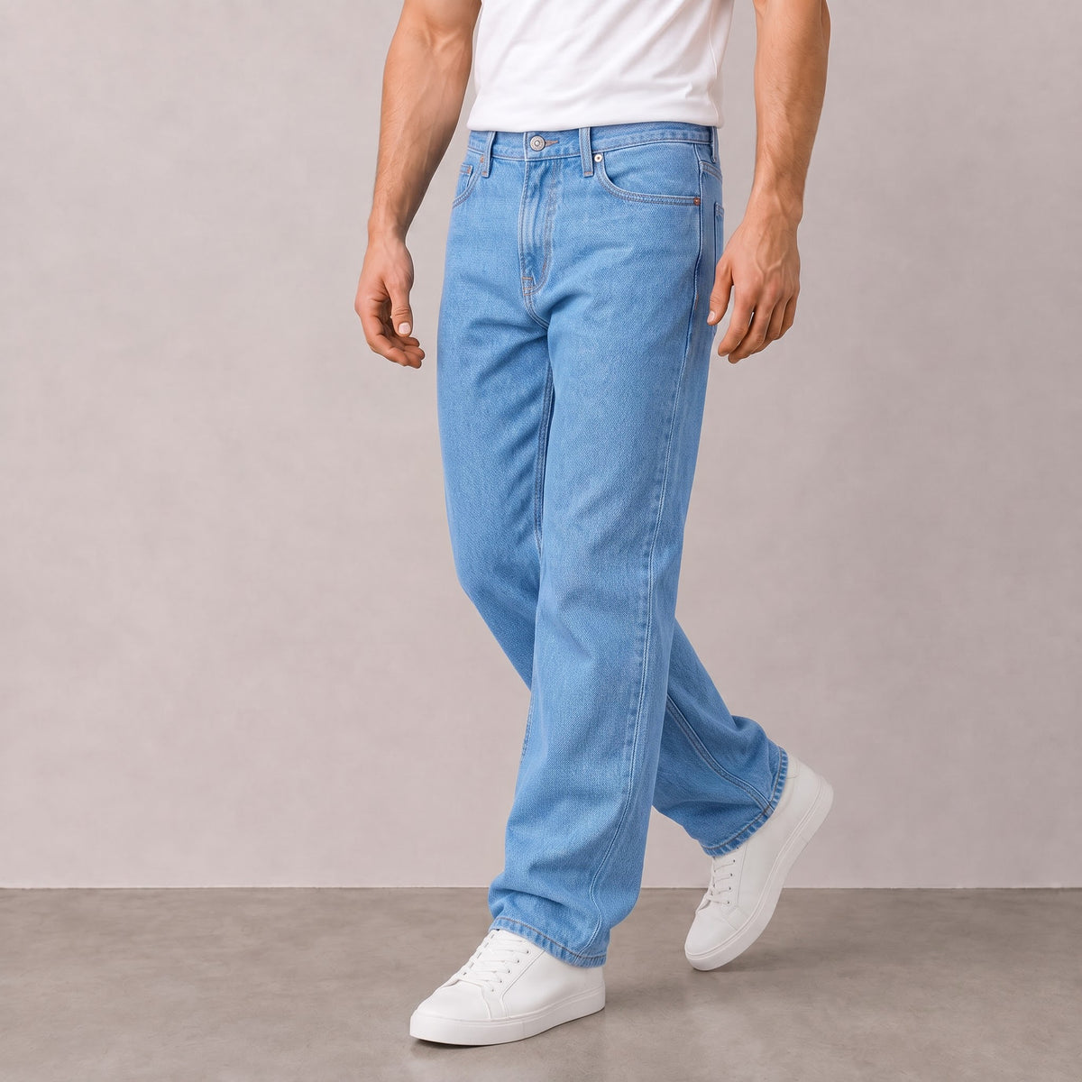 Men's Light Blue Relaxed Fit Jean